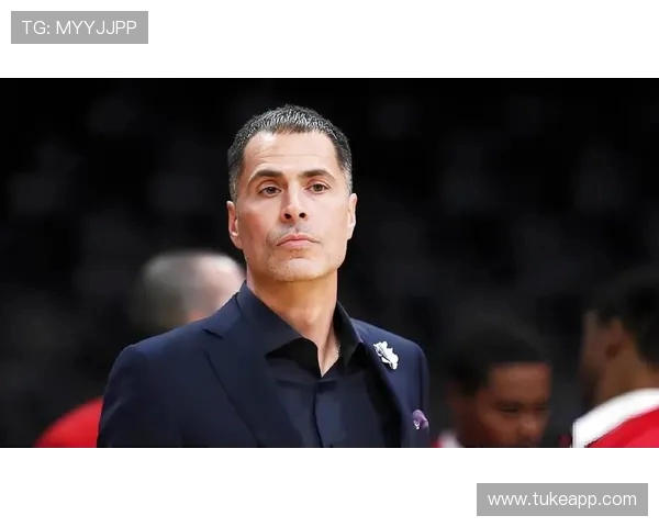 抵押 11 栋公寓换湖人,46 年套现百亿:巴斯家族的资本魔术 抵押 11 栋公寓换湖人,46 年套现百亿:巴斯家族的资本魔术